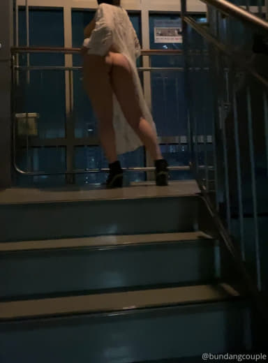 【2023-09-14】slave girl inside the suitcase